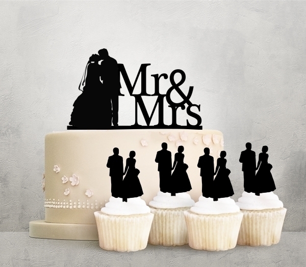 Desciption Mr and Mrs Love Kiss Marry Cupcake